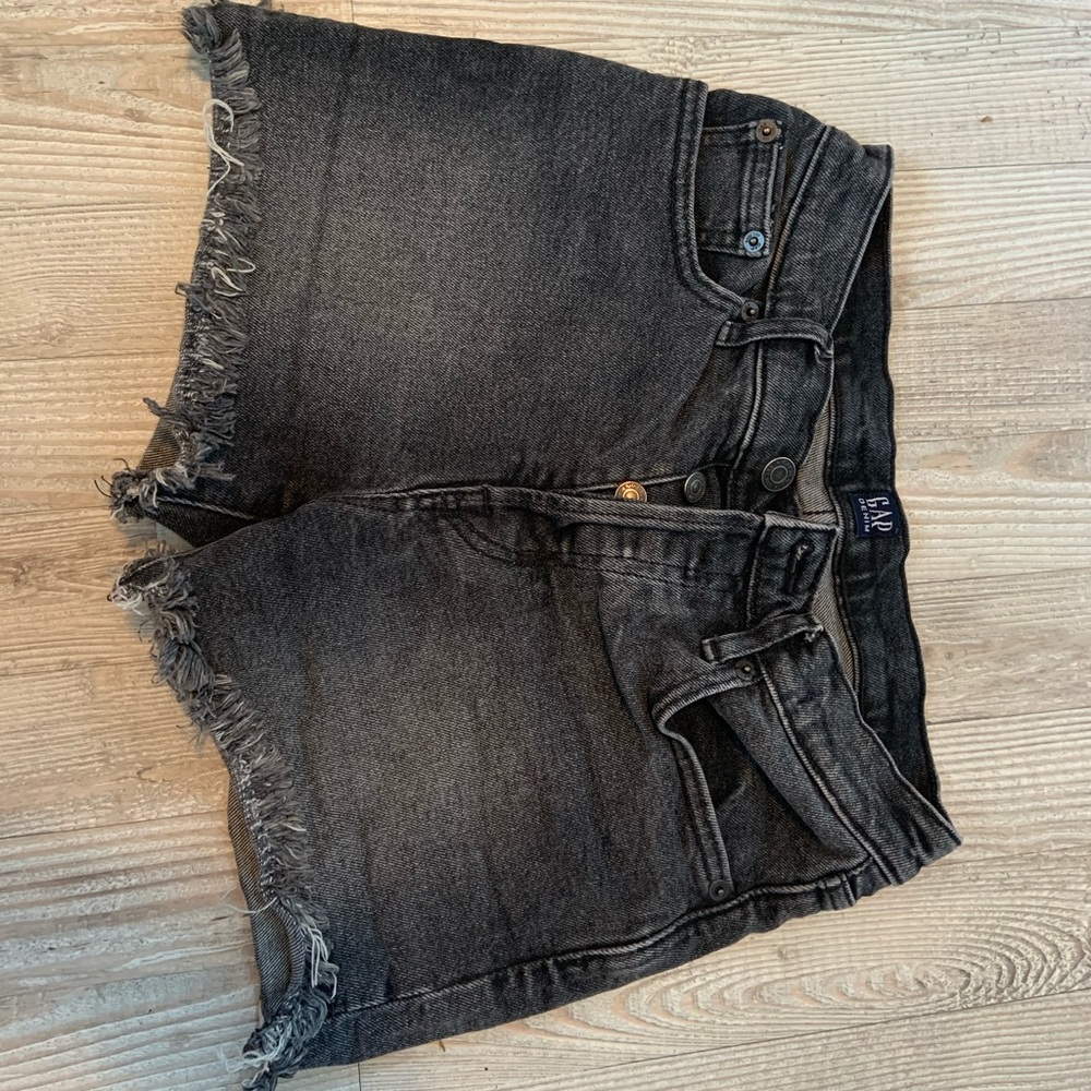 High Waisted Fridged Shorts